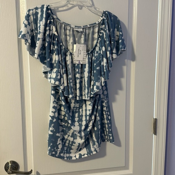 LuLaRoe NWT blue tye-dye Alana top - Picture 1 of 3